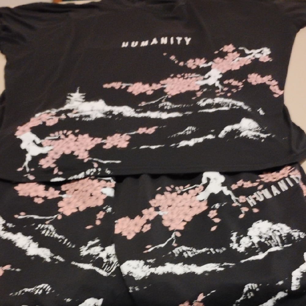 Japanese Tokyo Osaka Kyoto Black and Pink Graphic Top 5x and Bottom Set 3x